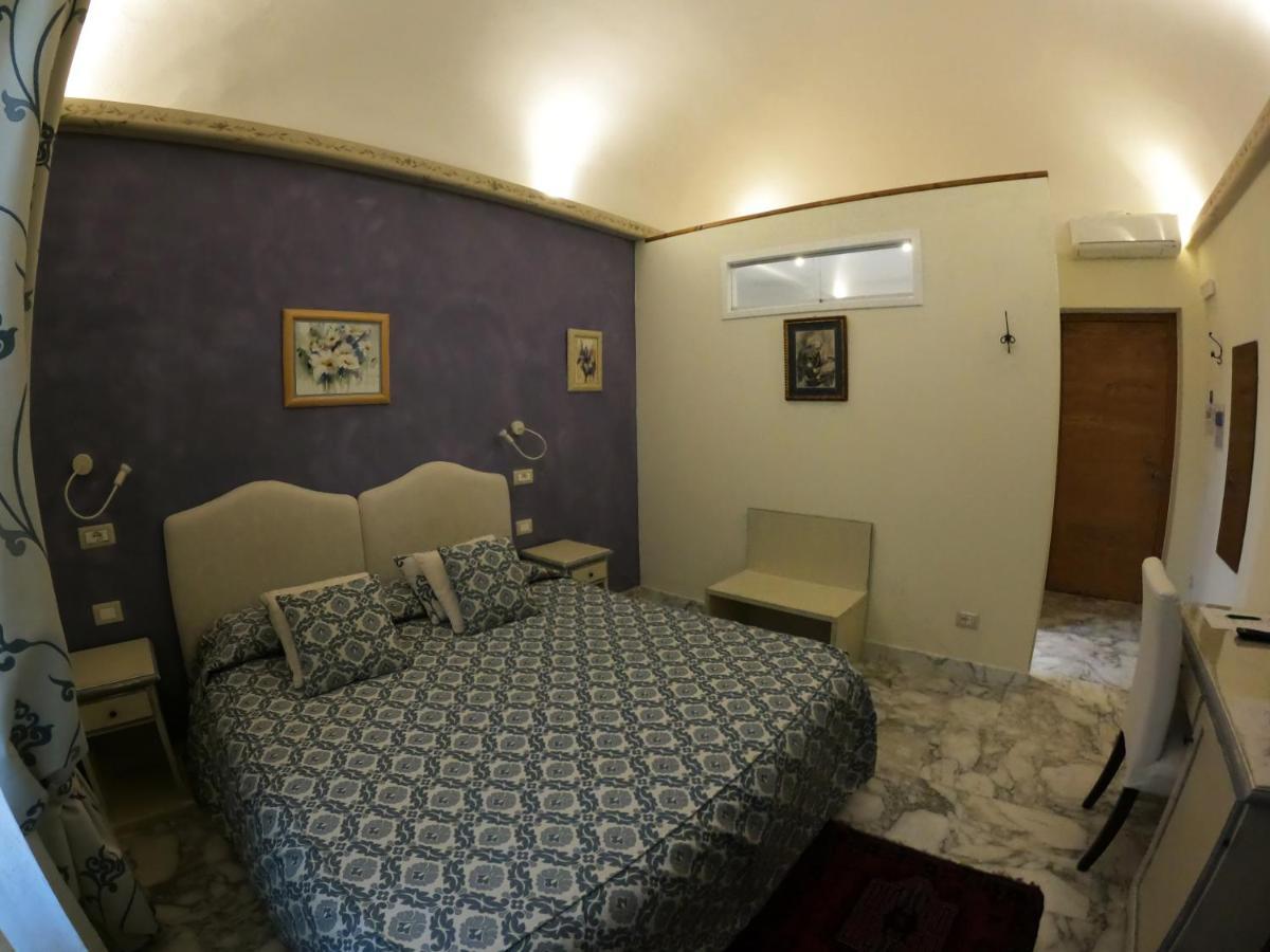 Five Roses Bed & Breakfast Пиза Экстерьер фото