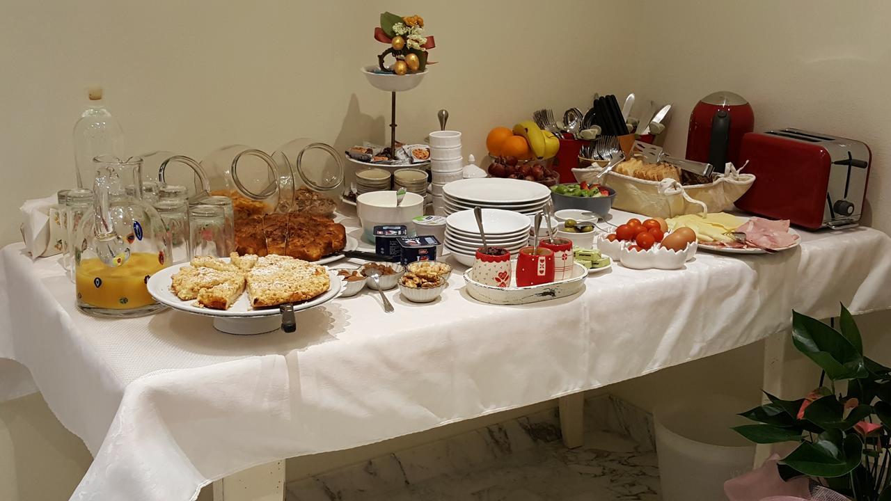 Five Roses Bed & Breakfast Пиза Экстерьер фото